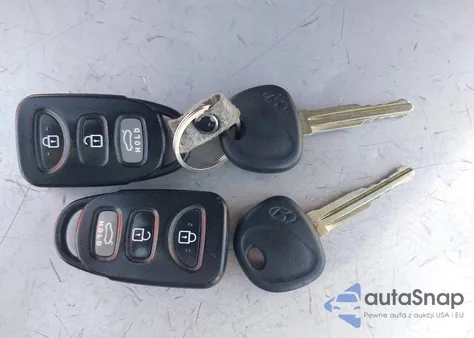 2012 Hyundai Elantra Gls (Ulsan Plant) из США, поврежденный, VIN KMHDH4AE5CU342211